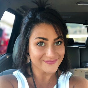 Meet your Posher, Lynette